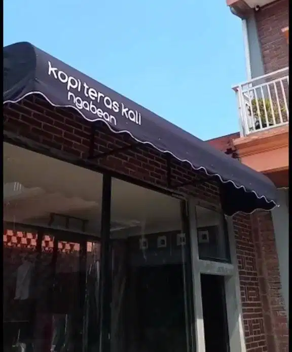 kanopi kain awning untuk coffe shop