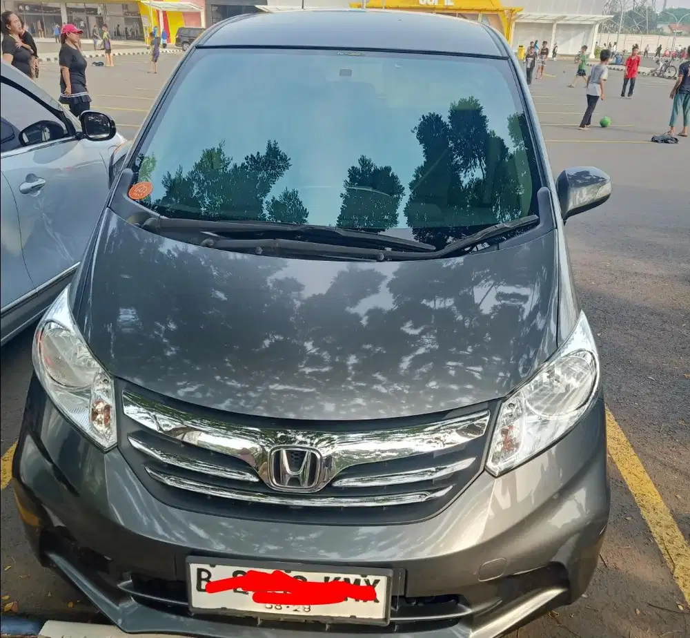Jual Honda freed 2013