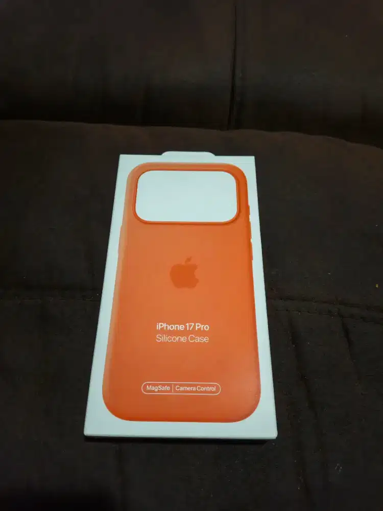 Case iPhone 17 Pro Magsafe Silicon Case Original iBox Baru