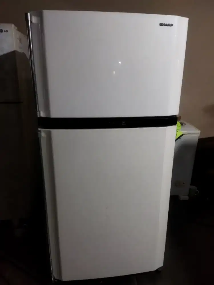 Kulkas Sharp Plasma Cluster Ion 500L mulus