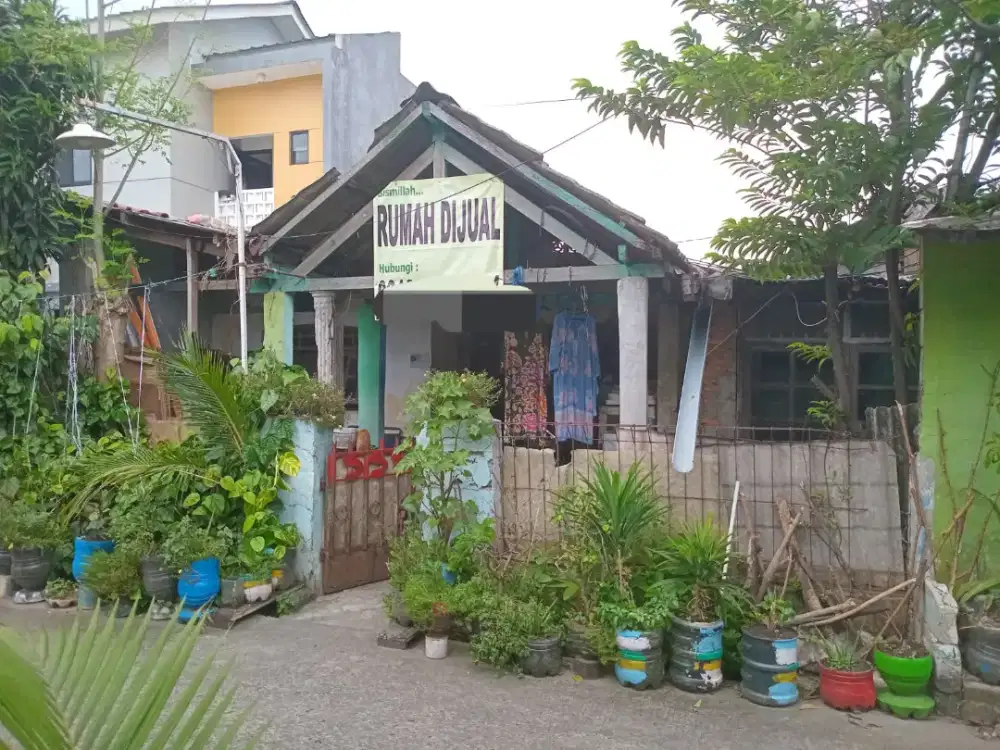 Dijual Rumah Hoek Strategis di Depok Timur!