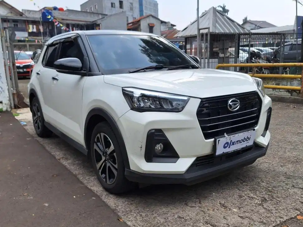 DP MURAH Daihatsu Rocky 1.0 R Bensin-AT 2022 Putih C8BWA