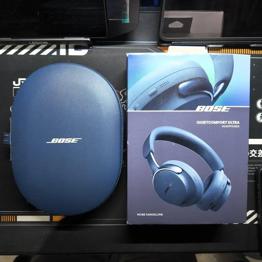Bose QuietComfort Ultra Headphones Lunar Blue Limited Edition