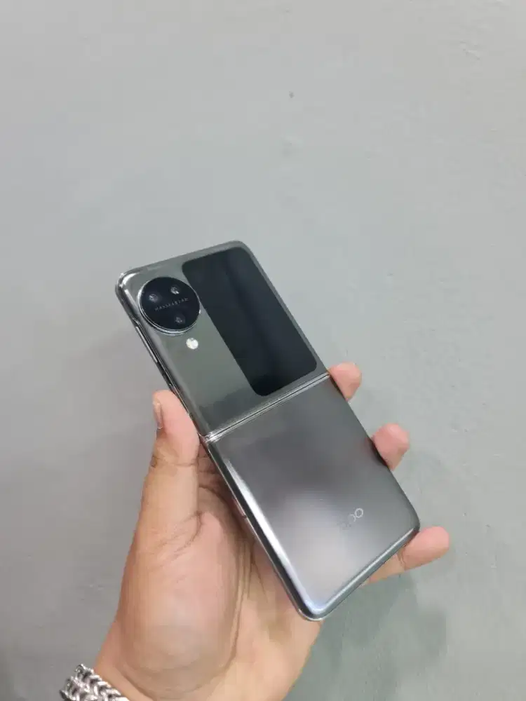 Oppo find n3 flip