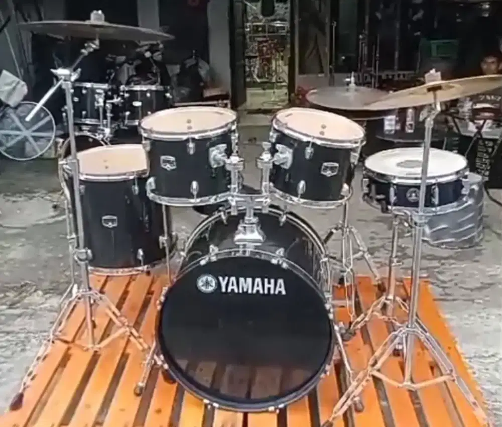 Drum Yamaha Gigmaker plus cymbal Sabian