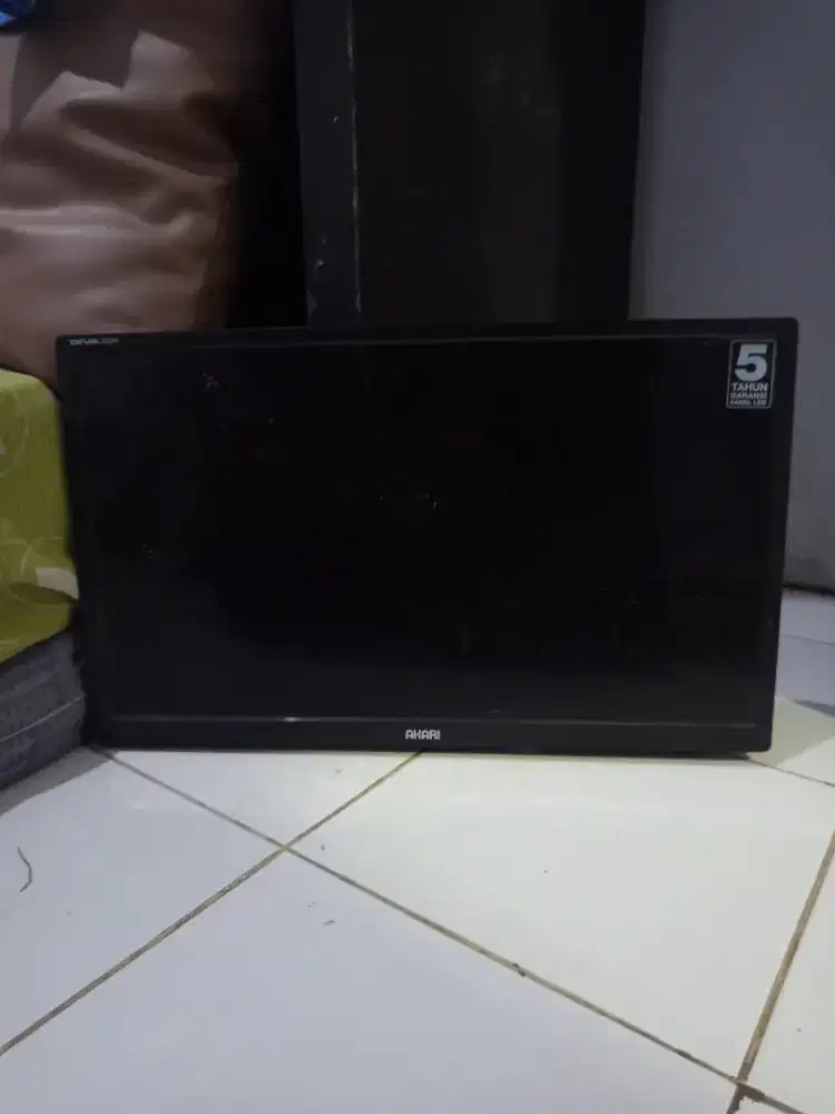 TV Akari 21 inch