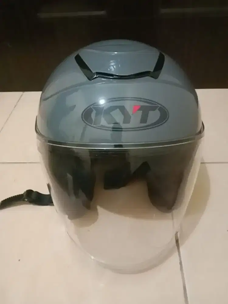 Helm KYT Ukuran M
