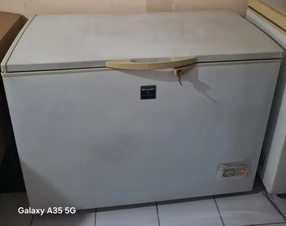 DIJUAL FREZER BEKAS RESTO
