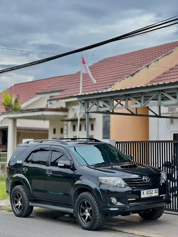 FORTUNER V 4X4 2.7 BENSIN METIK