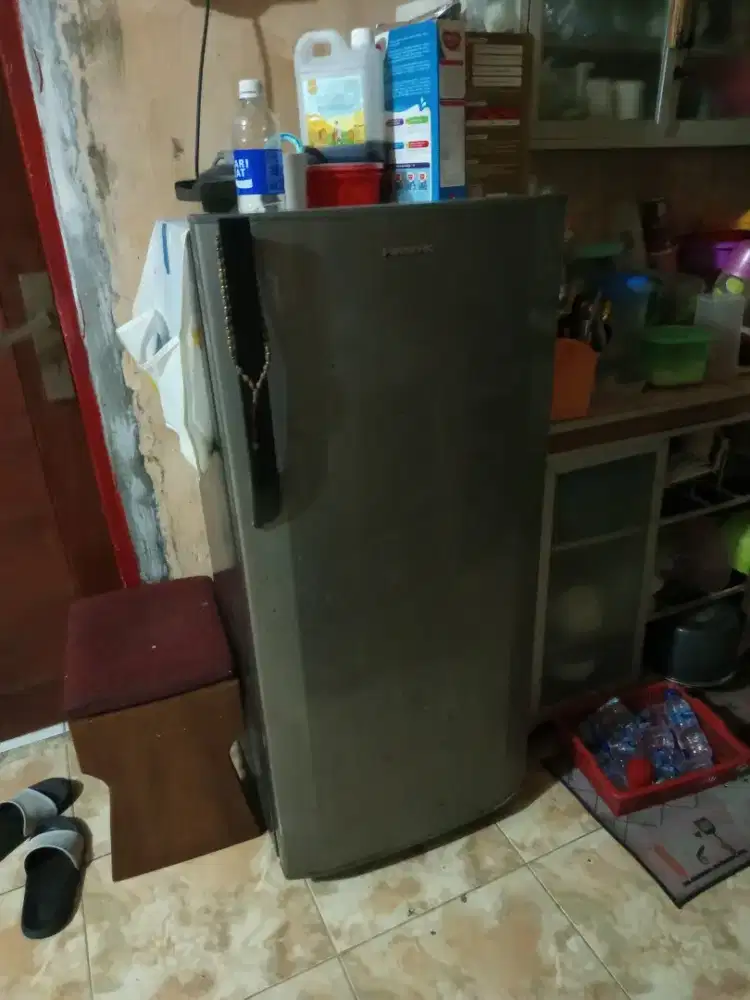 Kulkas Panasonic 1 pintu