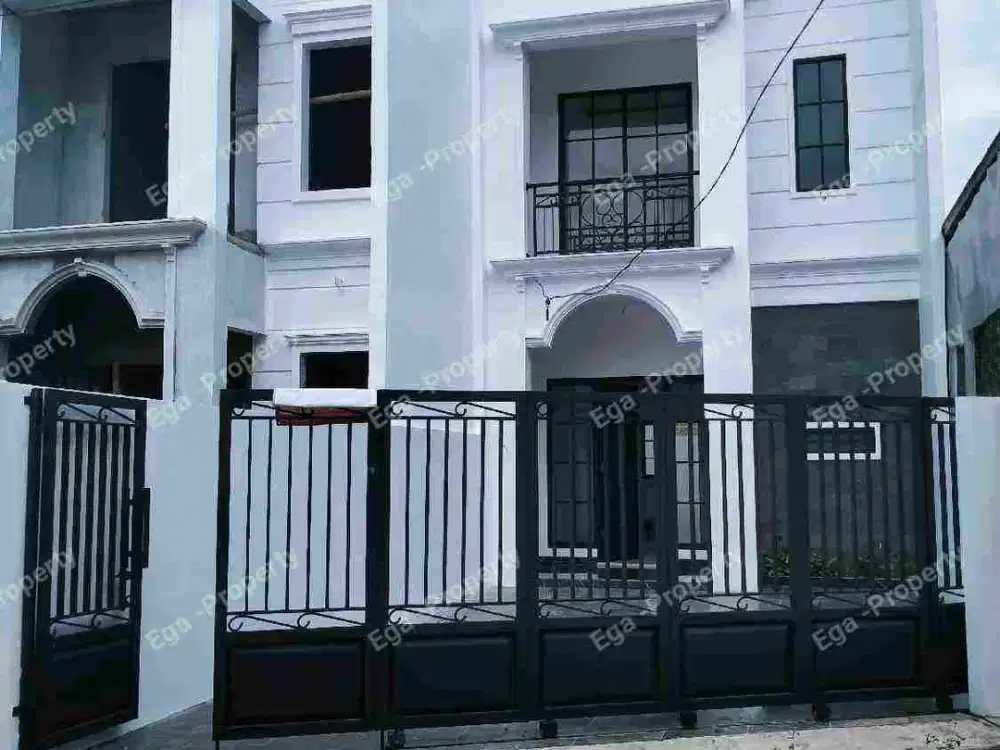 Rumah 2 lantai cash dan KPR tersedia