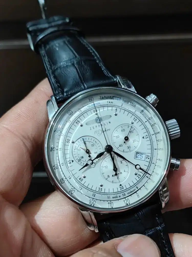 Jam tangan Zeppelin Jahre chrono made in german