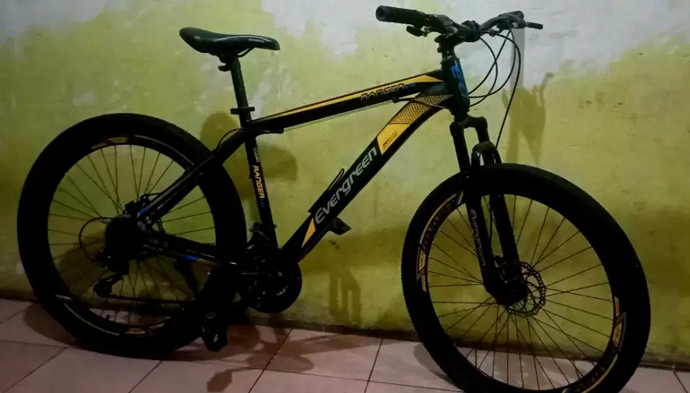 Sepedah gumung ukuran 27