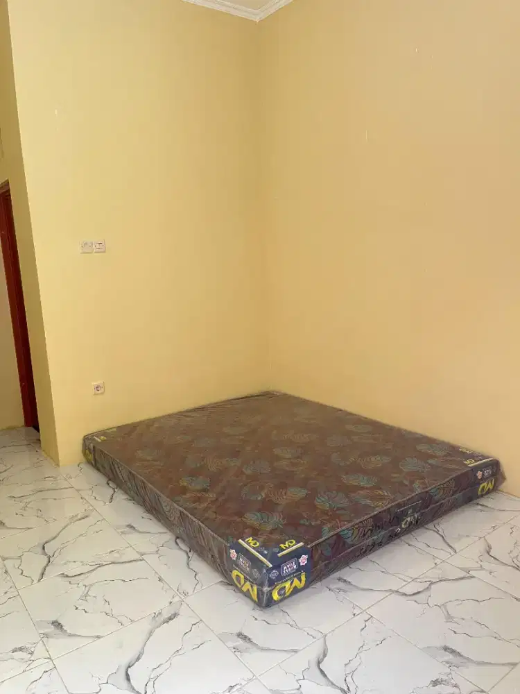 Kos Kamar Mandi Dalam Full Furnish area Gentan