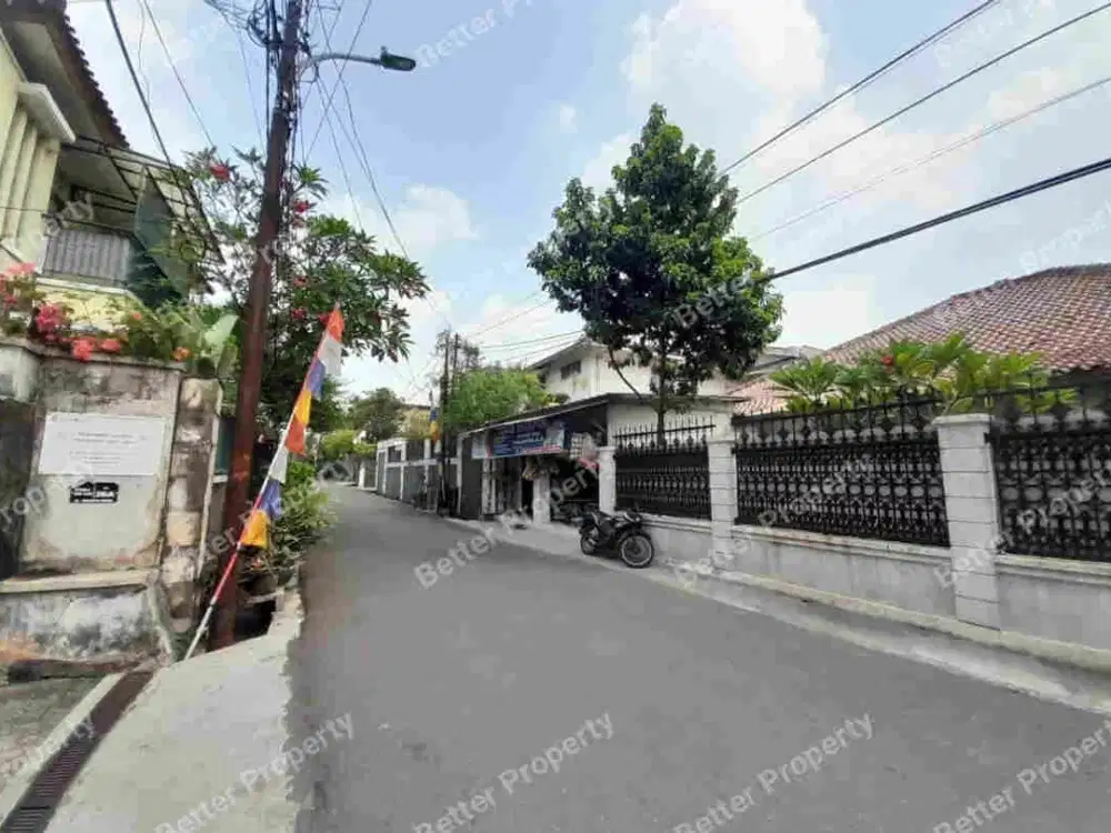 Dijual Lelang Rumah TURUN HARGA di Gandaria Jakarta Selatan