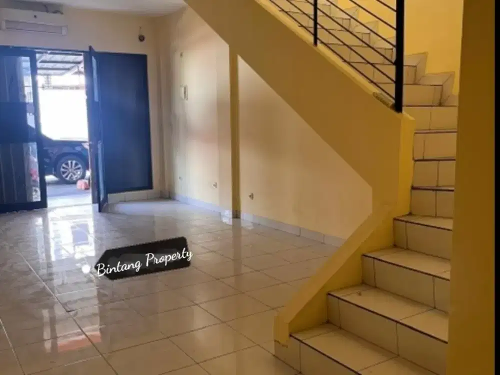 DiJual Ruko Newton diLegenda Wisata Cibubur dekat pintu tol Nagrak