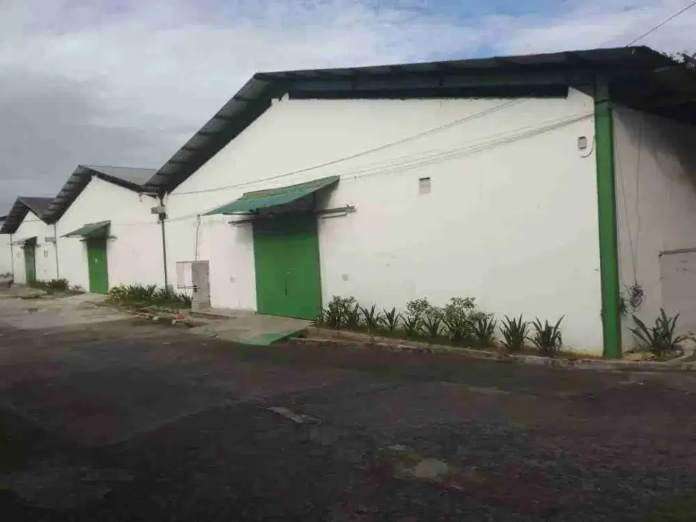 DISEWA CEPAT GUDANG BARU RENOVASI AKSES 40FT DI JL RAYA SERANG CIKUPA TANGERANG