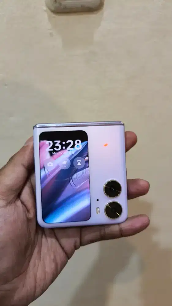 OPPO N2 FLIP RAM 8GB+4GB/256GB Fullset mulus siap pakai