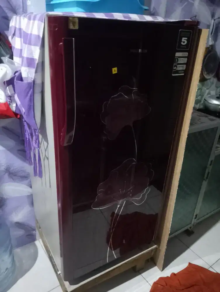 Kulkas 1 pintu merek politron