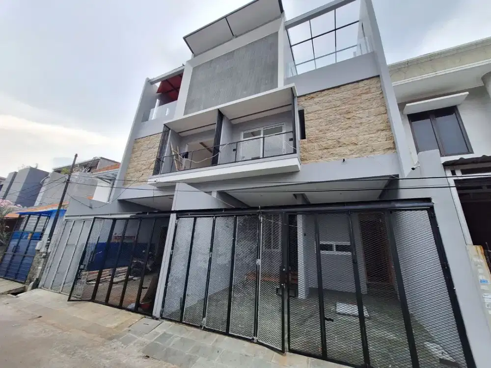 DIJUAL Rumah Baru Duri Kepa 6x15 3 Lantai 6 Kamar . Baru di Bangun, Bagus Banget . Jual Rumah Kebun Jeruk Jakbar