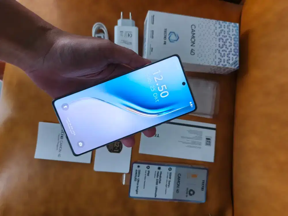 Tecno camon 40 8/256 gb