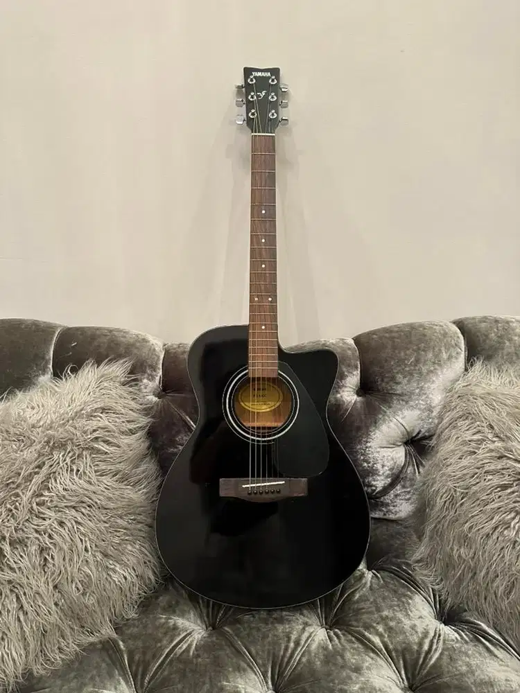 Guitar Yamaha FS 100C BL