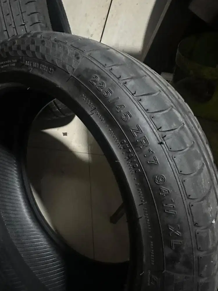 BAN R17 ACCELERA PHI 225/45 prod 2024 LIKE NEW