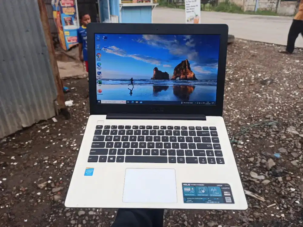 Laptop Asus X453MA Ram 4/SSD 128gb