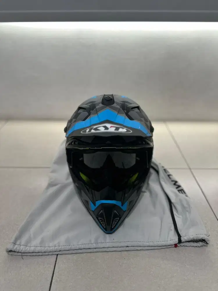 HELM KYT JUMPSHOT