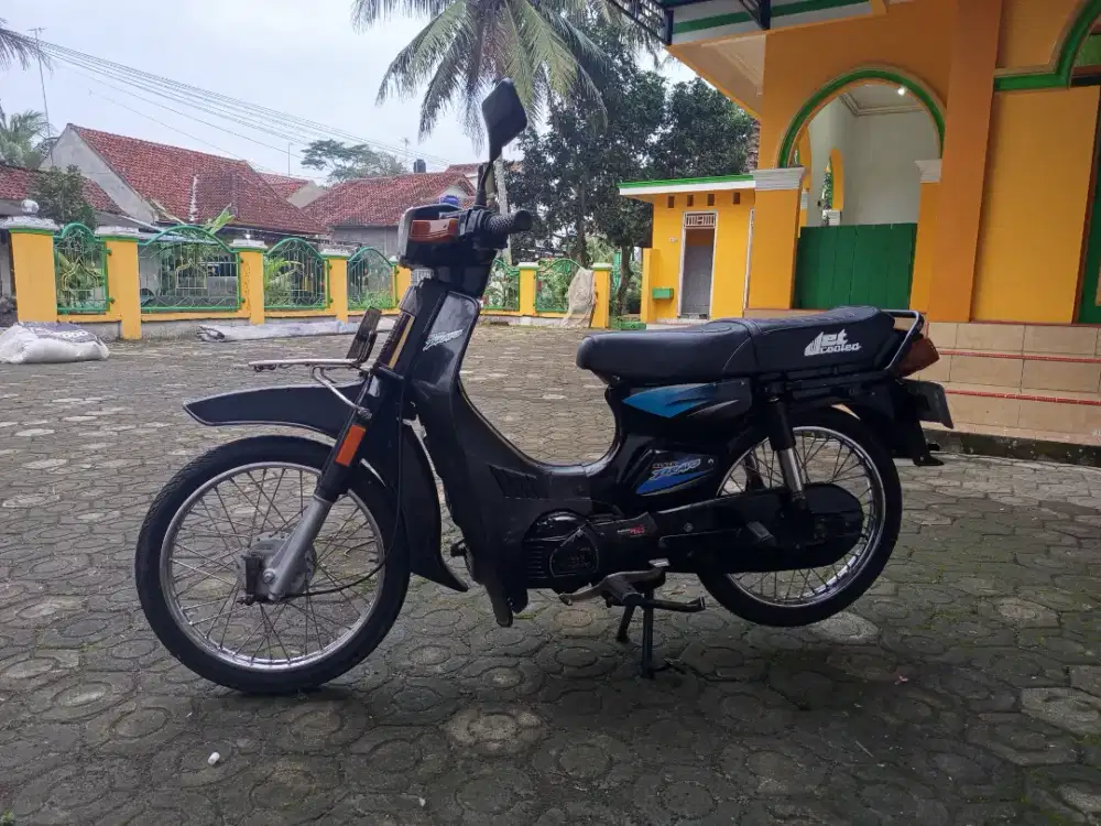 Suzuki Bravo original