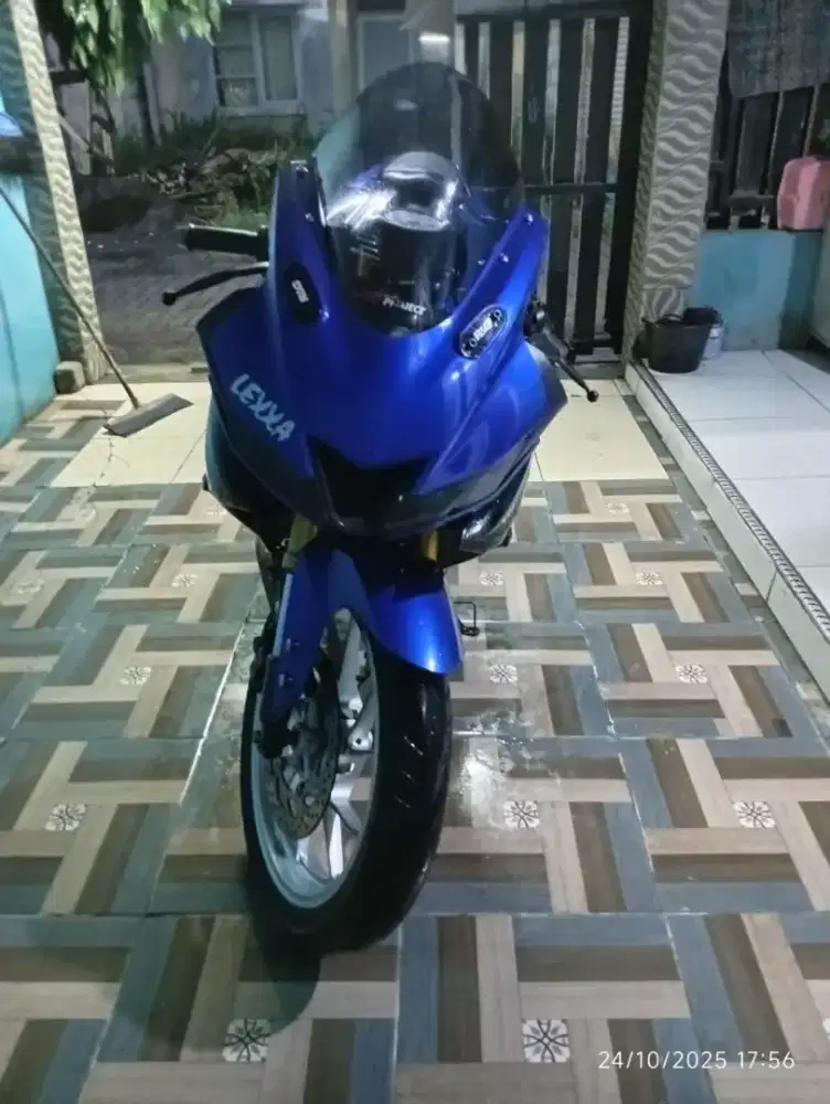 YAMAHA R15 V3 2019
