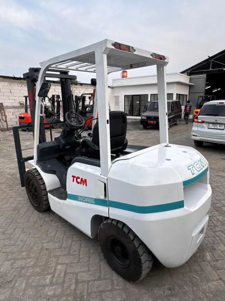 Forklift belas TCM 3 TON MANUAL TRANMISI