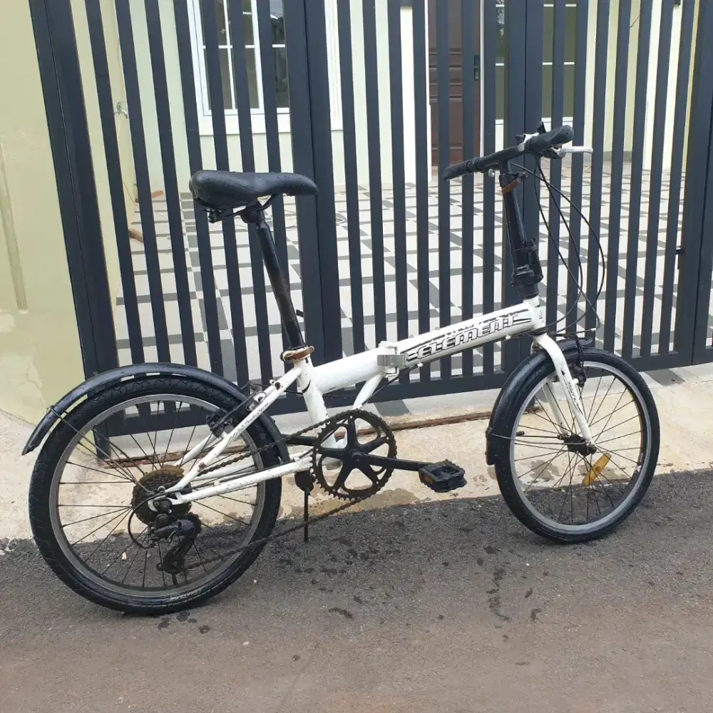 Sepeda lipat Element Uk 20