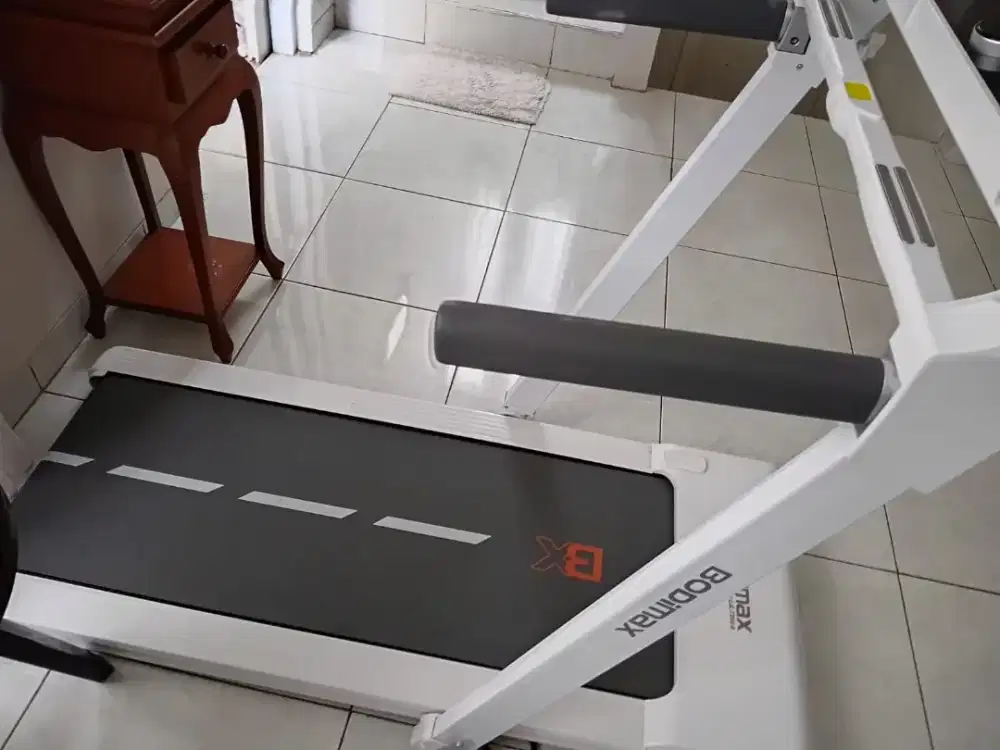 JUAL TREADMILL ULTIMA BODIMAX