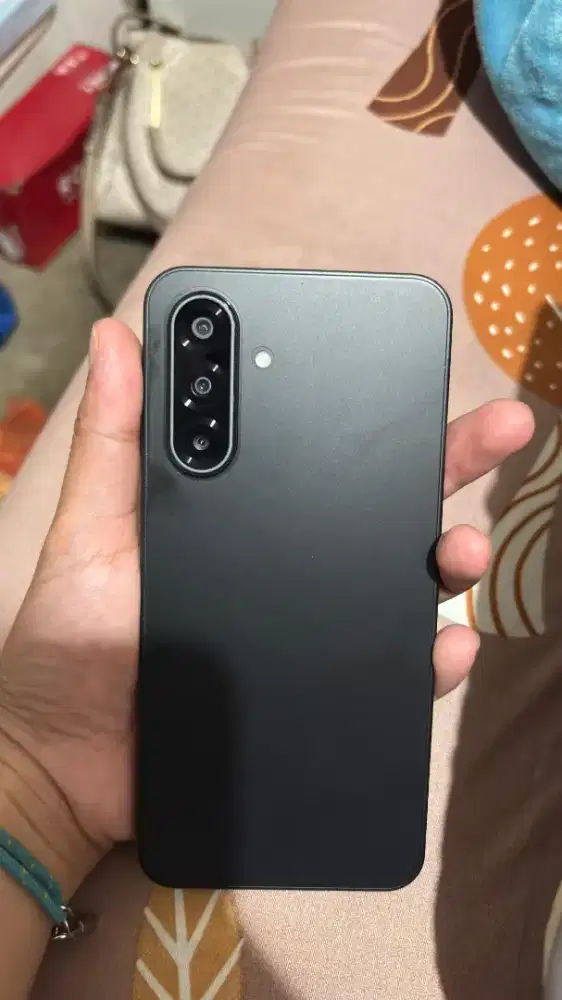 Samsung A17 8/256gb