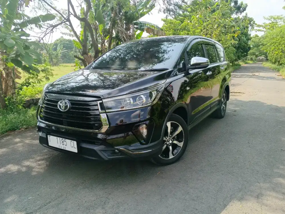 Toyota Innova Venturer 2.0 Matic 2021 Low Km Like New