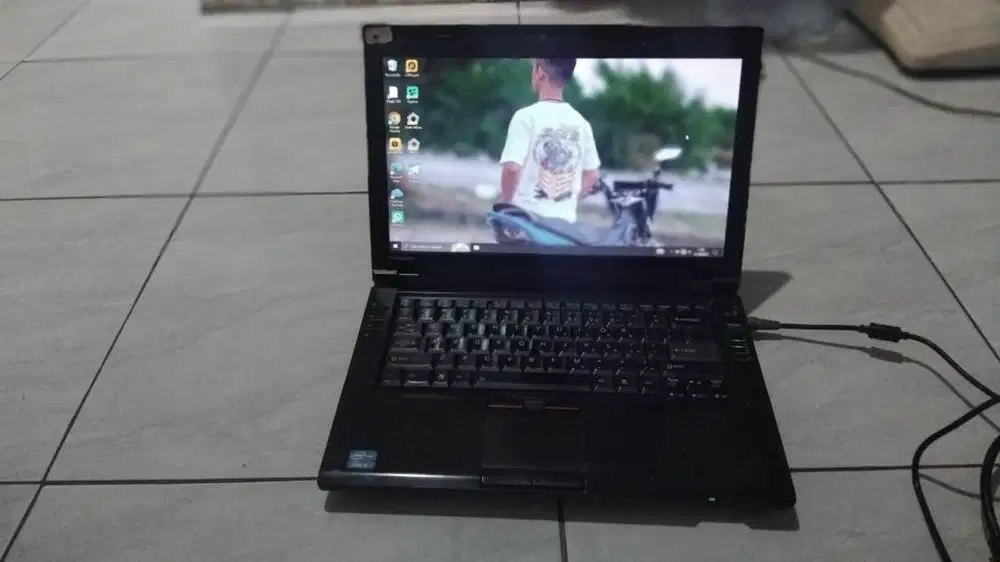lenovo thinkpad L412 intel i3 ram/ssd  6gb/128gb bekas kuliah