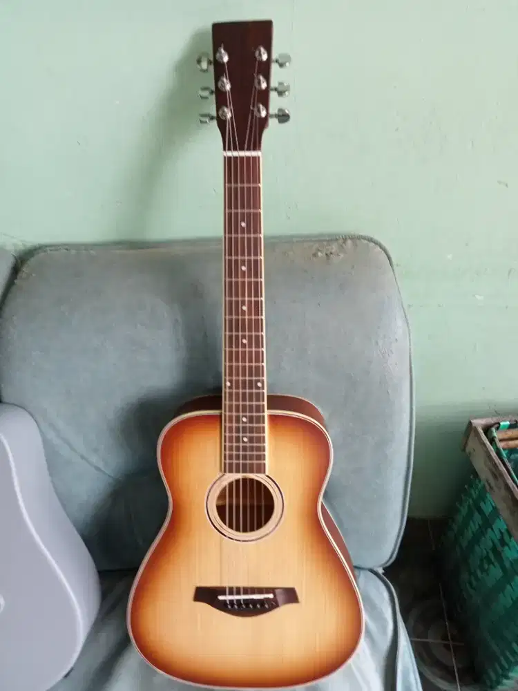 Gitar akustik custom 3/4