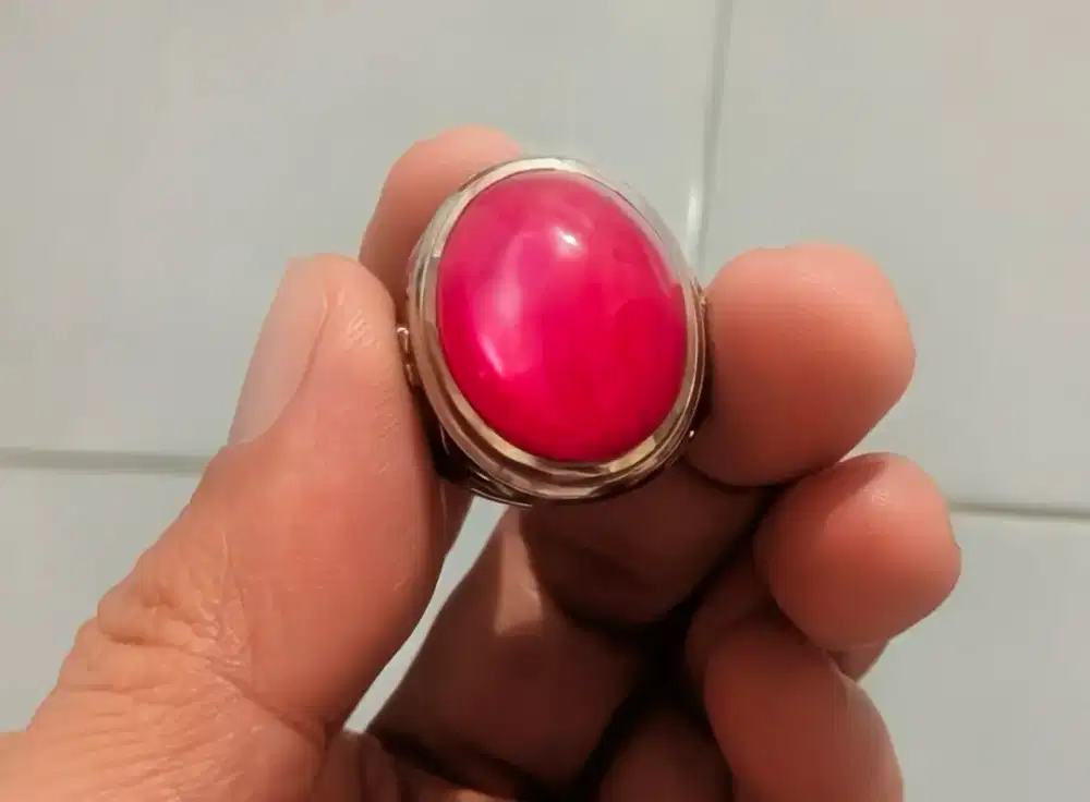 Batu Ruby ring size 6