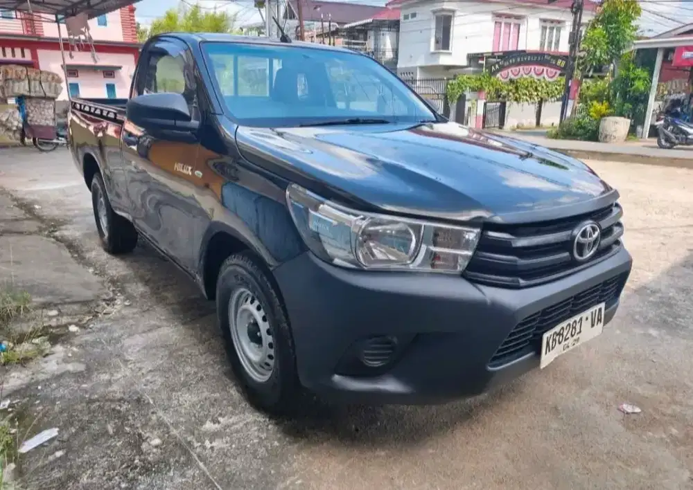 Hilux sc 4x2 bensin