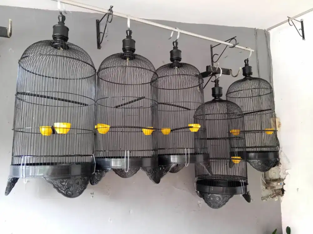Sangkar besi lovebird kenari konin dll