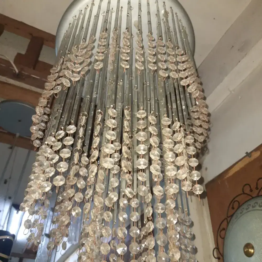 Lampu gantung Chandelier