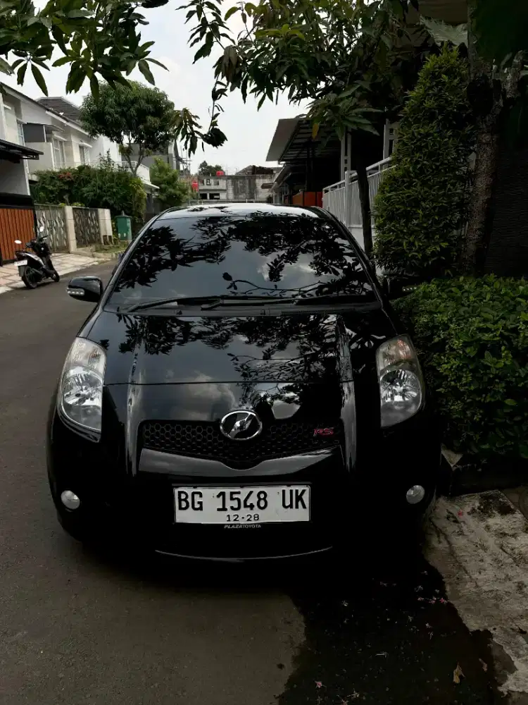Yaris E 2011 full Japan original