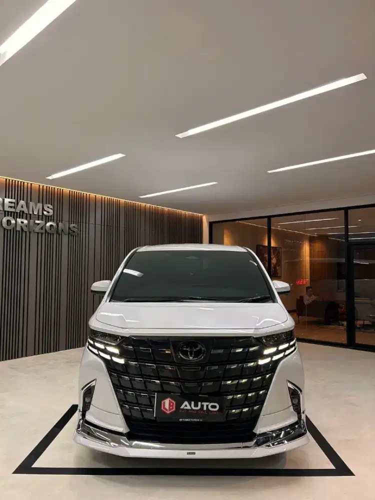 Toyota Alphard Modelista G Bensin 2024 Putih Km26rb B81BOB Nik 2023