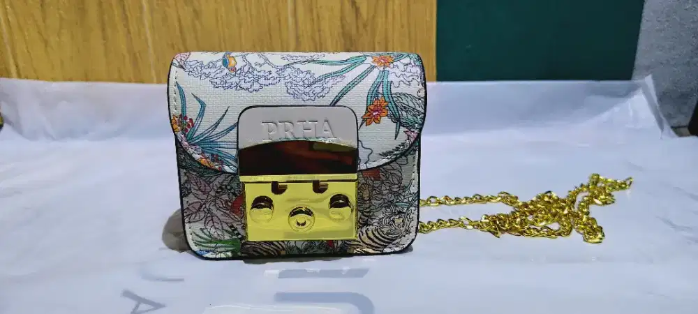 Tas samping kecil prha