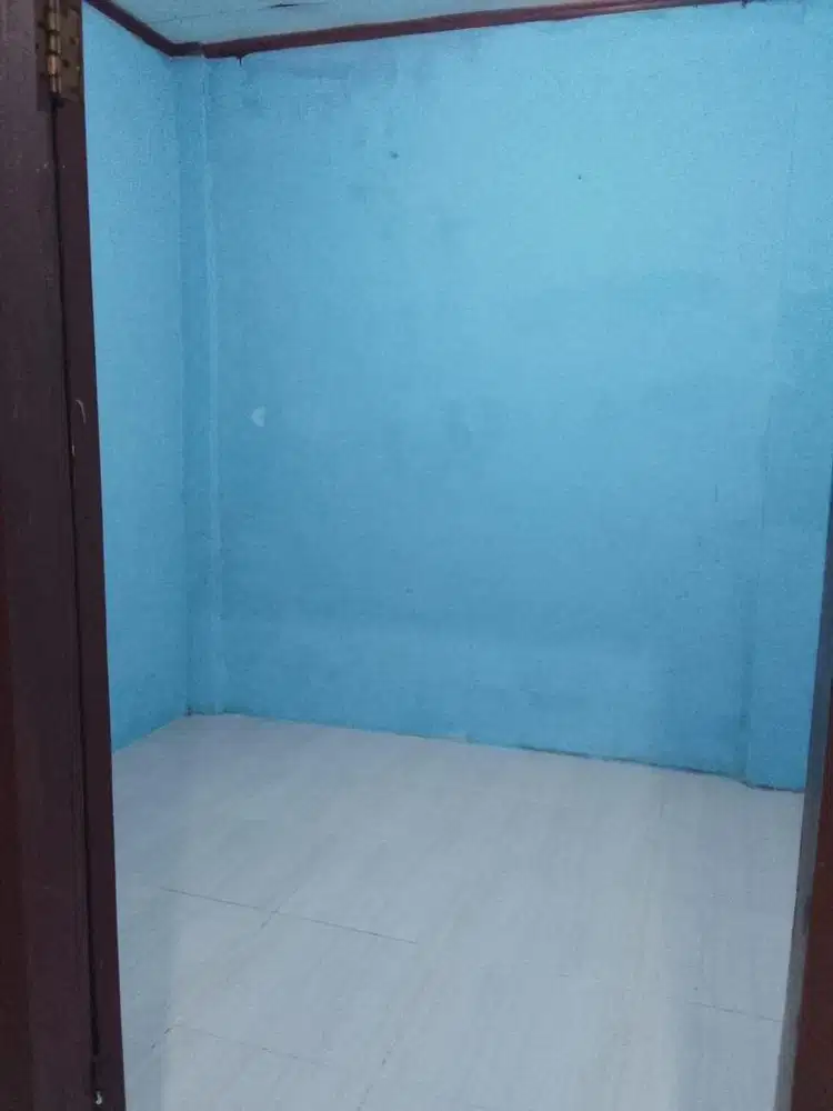 Dikontrakan Kios Dipasar Perumnas Klnder Lantai 1