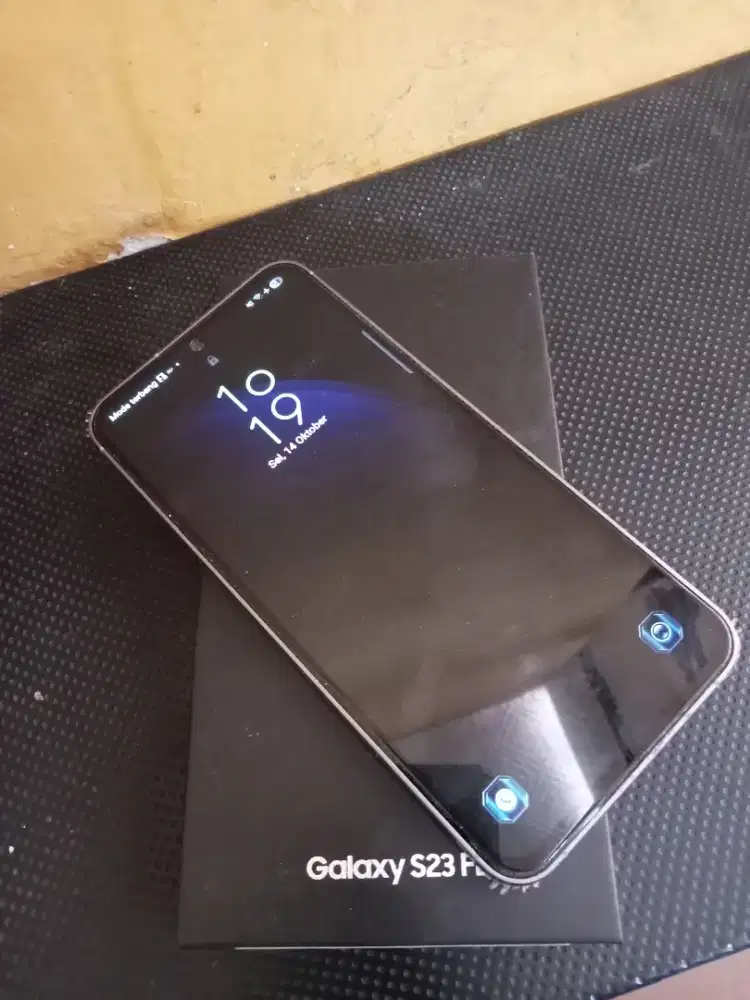 Samsung s23 fe Ram 8/256gb