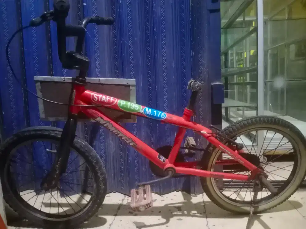 Sepeda BMX wimcycle