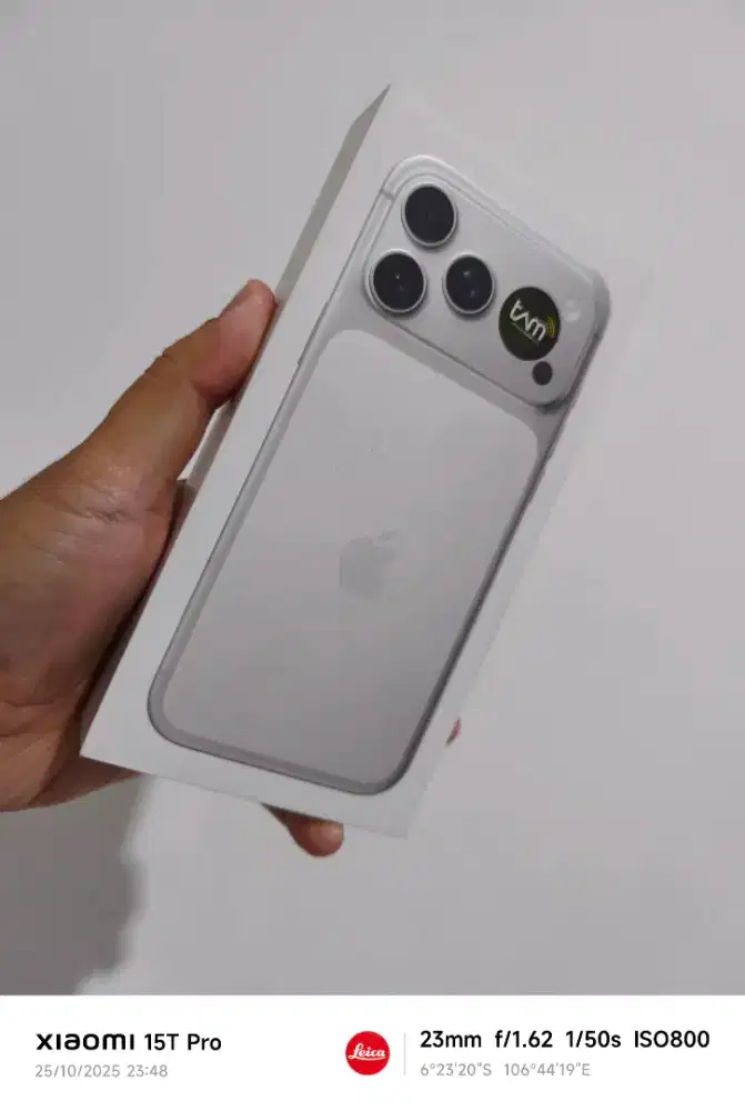 IPHONE 17 PRO MAX 256GB SILVER GARANSI RESMI IBOX BARU NEW SEGEL