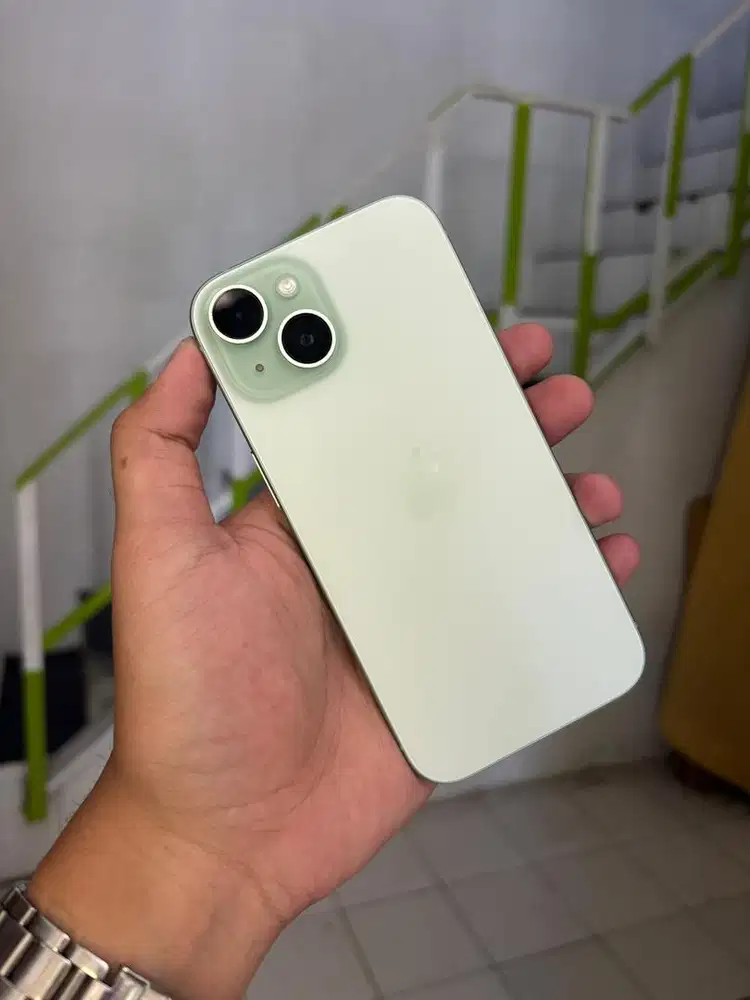 iPhone 15 128GB iBox